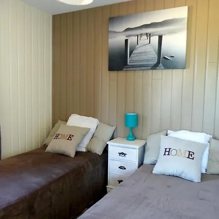Cozy Avec Terrasse Et Climatisation Pres De Saint Pourcain - Fr-1-489-267 Vakantiehuis Meillard