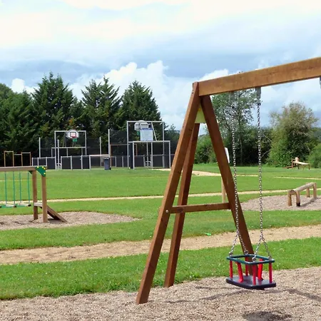 Cozy Avec Terrasse Et Climatisation Pres De Saint Pourcain - Fr-1-489-267