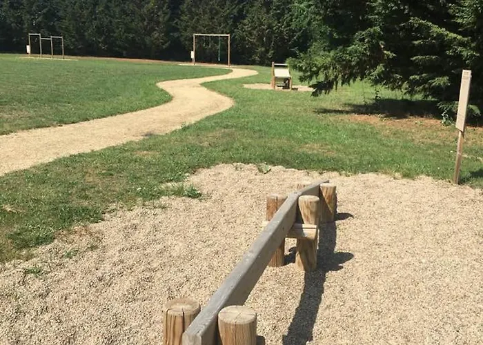 Cozy Avec Terrasse Et Climatisation Pres De Saint Pourcain - Fr-1-489-267